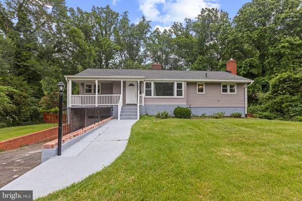 3409 RADNOR PL, Falls Church, VA 22042