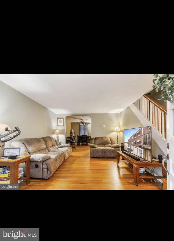 Upper Darby, PA 19082,418 LITTLECROFT RD #6A