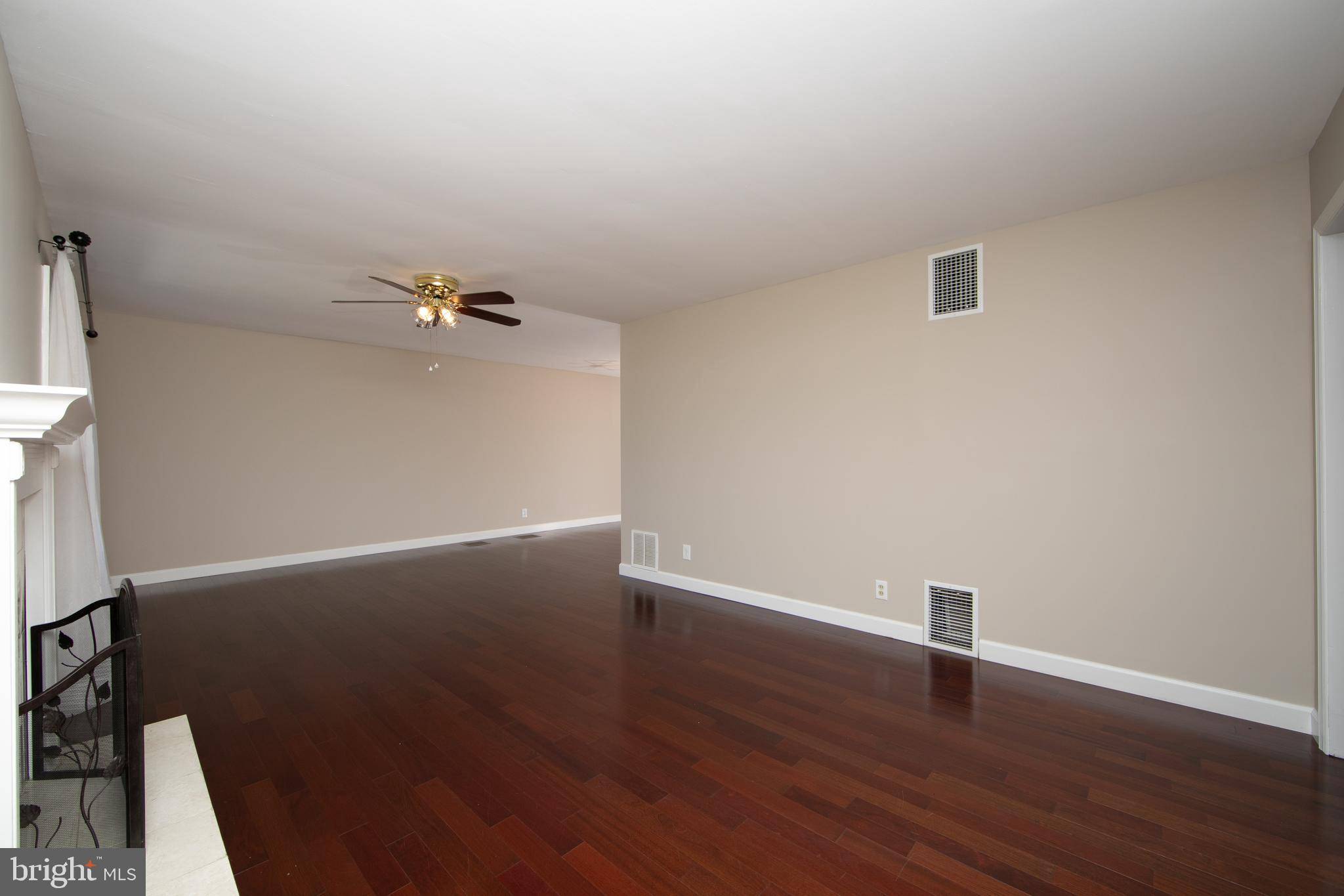 Fairless Hills, PA 19030,148 FAIRFAX RD