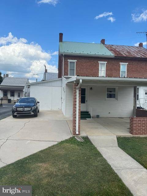 135 N MECHANIC ST, Fredericksburg, PA 17026