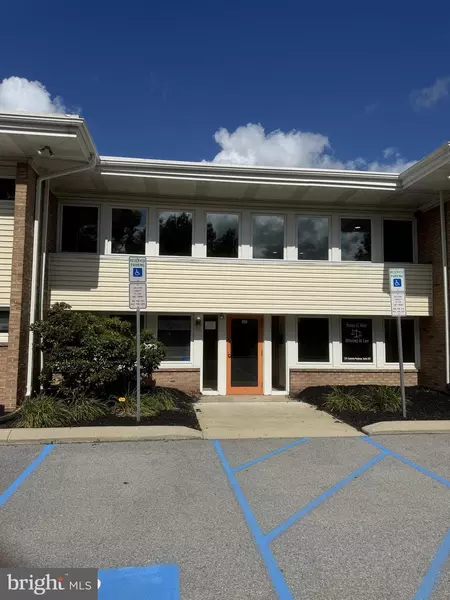 251 EASTERLY PKWY #202, State College, PA 16801