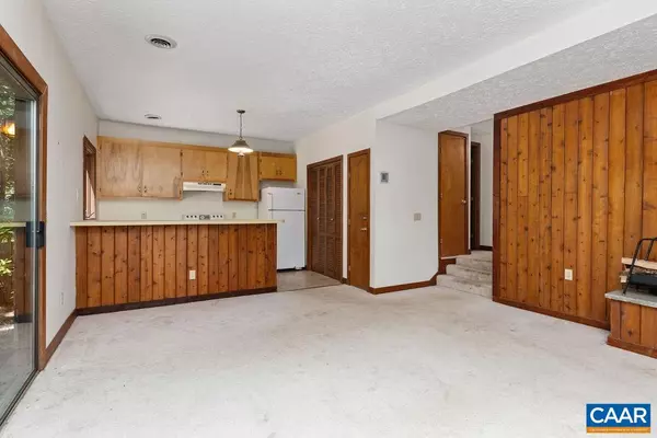 Roseland, VA 22967,434 THREE RIDGES CONDOS