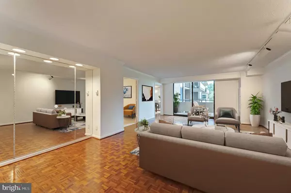 Mclean, VA 22102,1800 OLD MEADOW #410