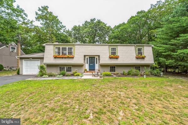 305 CHERRY RD, Marlton, NJ 08053