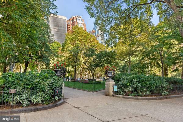 Philadelphia, PA 19103,1830 RITTENHOUSE SQ #1A