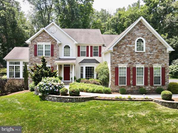 8 WINDING BROOK DR, Reading, PA 19608