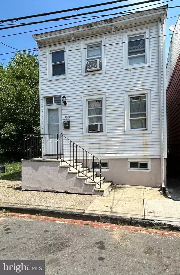 30 MIDDLE ROSE ST, Trenton, NJ 08618