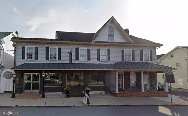 350 W MAIN ST, Annville, PA 17003