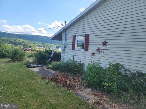 21 TRAILER RD, Ringtown, PA 17967