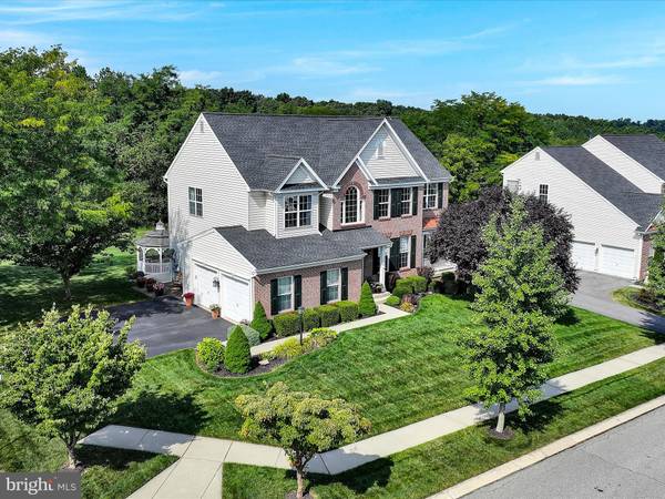 Seven Valleys, PA 17360,7436 GRAND LAKE DR