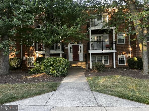 9487 FAIRFAX BLVD #103, Fairfax, VA 22031