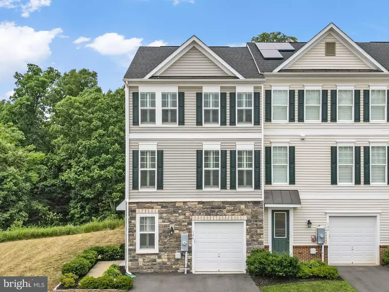 126 SEQUOIA DR, Winchester, VA 22602