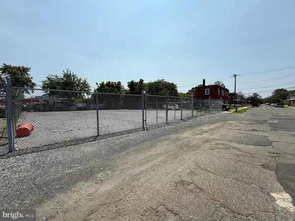 Camden, NJ 08104,914 SYLVAN ST