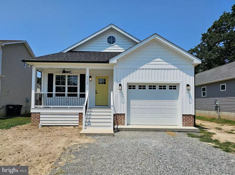 113 1ST ST, Colonial Beach, VA 22443