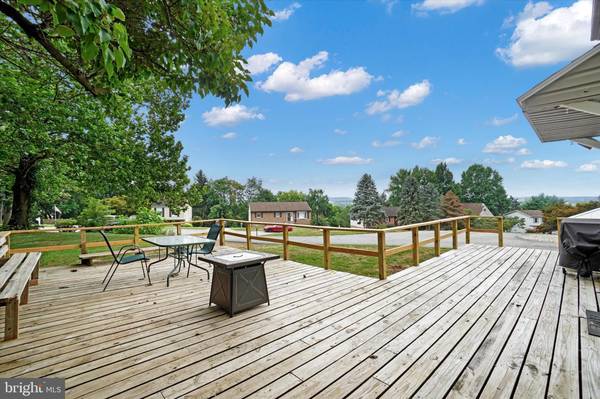 York, PA 17406,1041 CANFORD RD