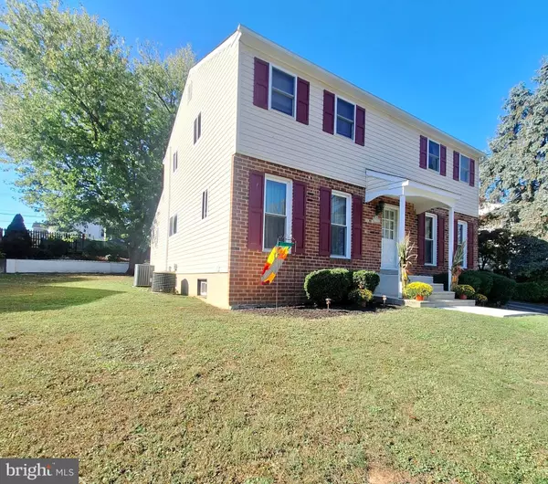 Wallingford, PA 19086,711 OXFORD LN