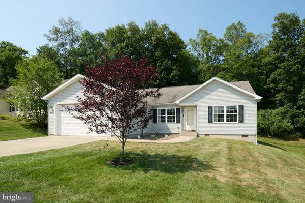 251 TIMBERWOOD TRL, Centre Hall, PA 16828