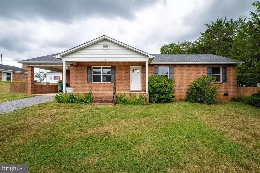 1 HITE CT, Luray, VA 22835