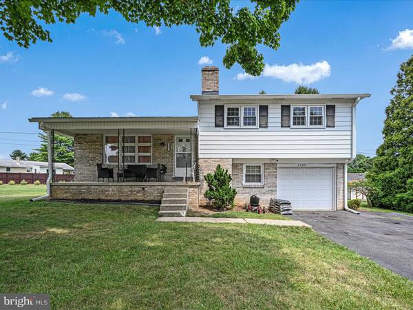 3389 EDENBRIDGE RD, York, PA 17402