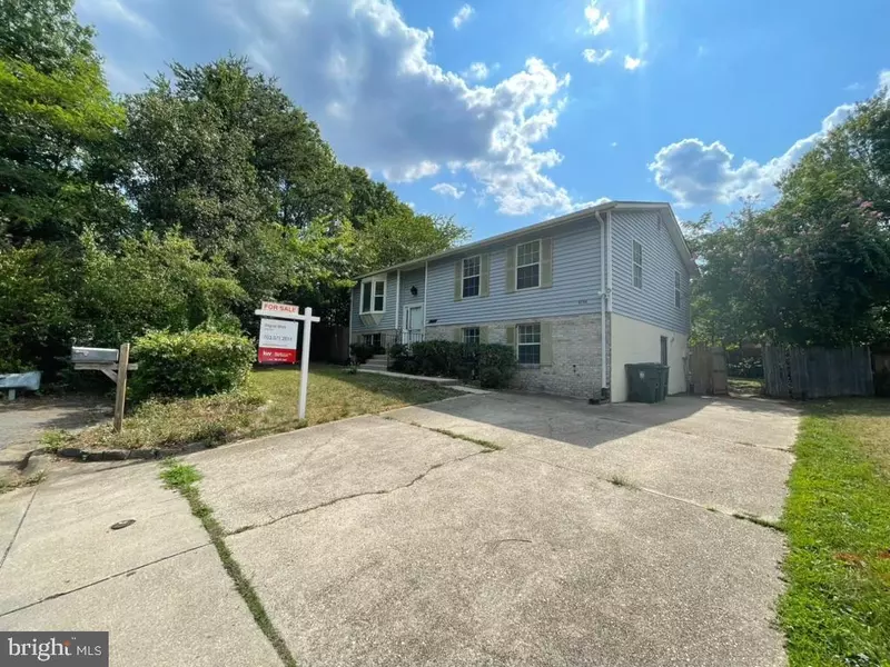 8700 38TH AVE, College Park, MD 20740