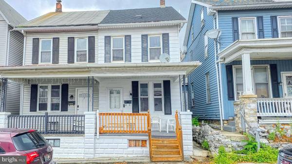 9 S 4TH ST, Steelton, PA 17113