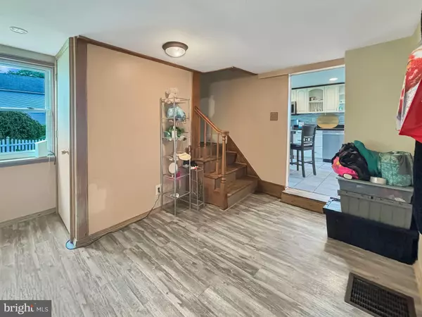 336 WASHINGTON ST, Mount Holly, NJ 08060