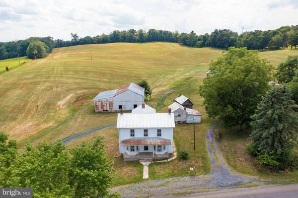 674 BURKETOWN RD, Weyers Cave, VA 24486