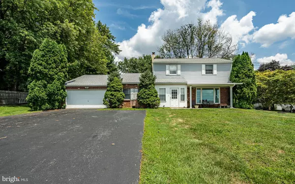 31 LAKEVIEW RD, Downingtown, PA 19335