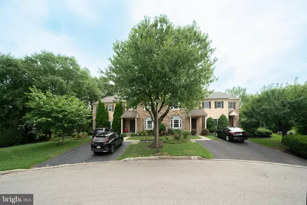 1704 HILLIARD CT, Ambler, PA 19002