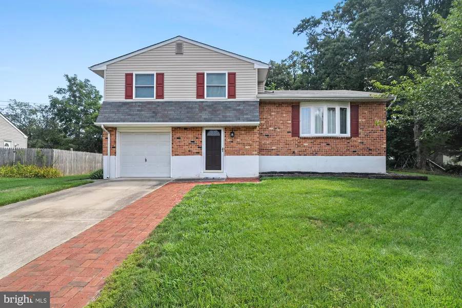 129 SONANT DR, Newark, DE 19713