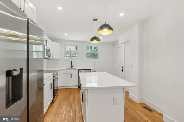Philadelphia, PA 19148,630 JACKSON ST