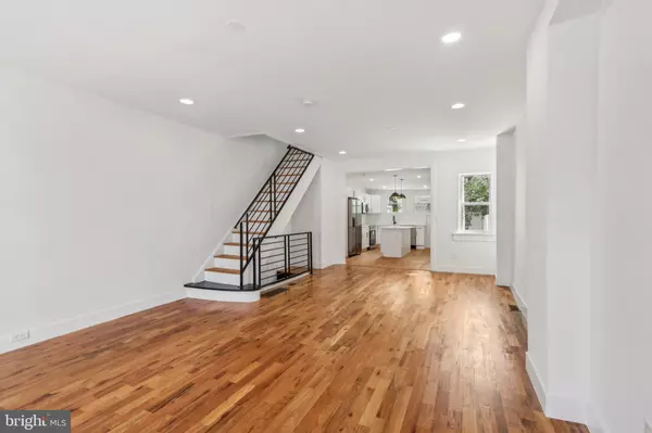 Philadelphia, PA 19148,630 JACKSON ST