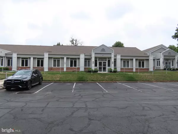 Langhorne, PA 19047,605 CORPORATE DR W #W