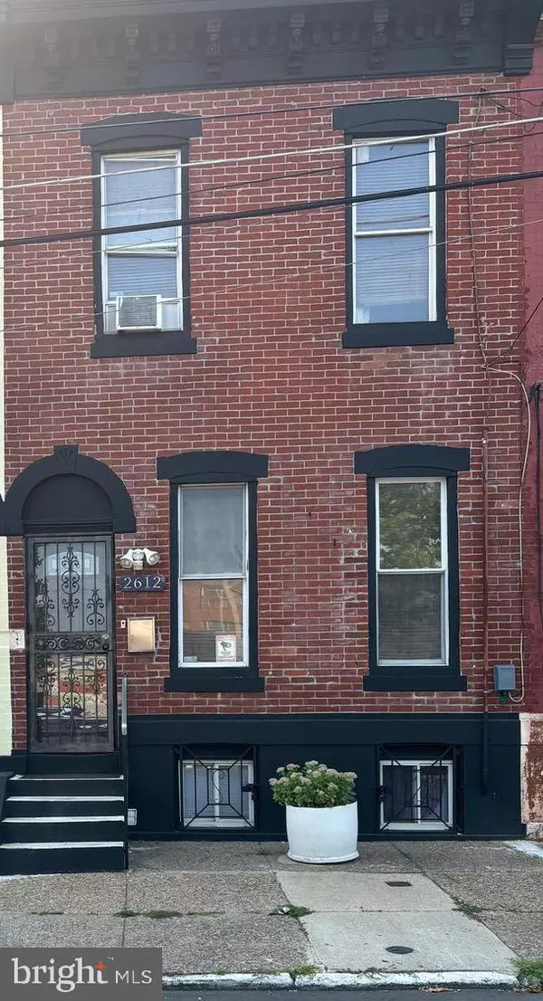 Philadelphia, PA 19133,2612 N FAIRHILL ST