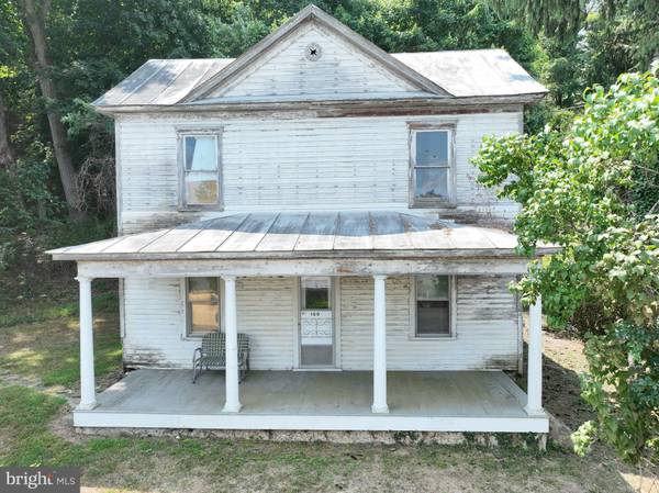 100 W MARATHON PL, Romney, WV 26757