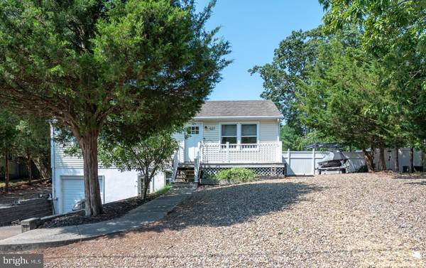 527 CHELSEA ST, Forked River, NJ 08731