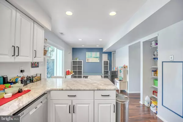 230 CHARING WAY Mount Laurel, NJ 08054