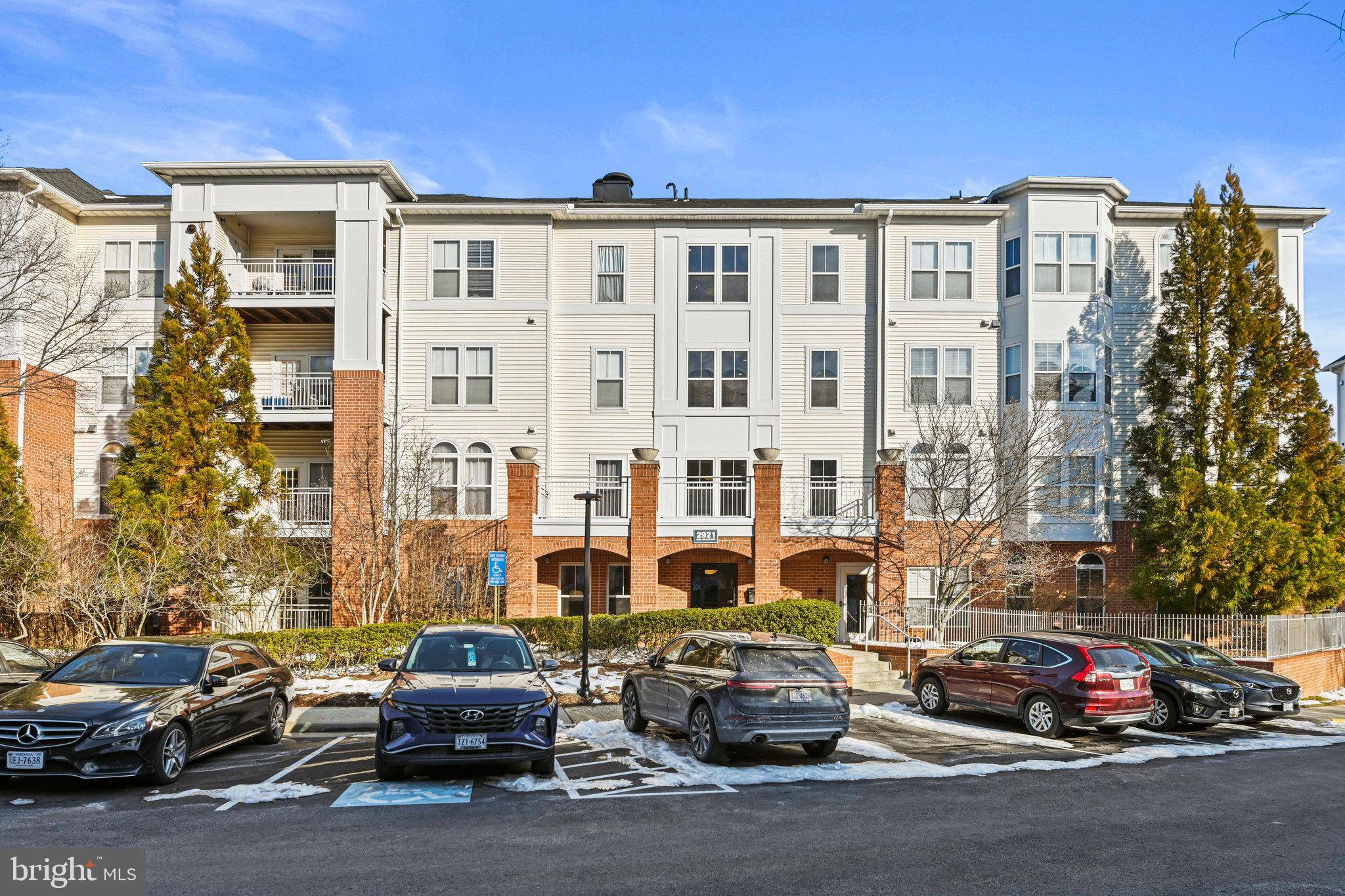 2921 DEER HOLLOW #115, Fairfax, VA 22031