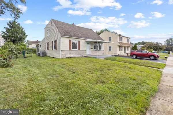 Norwood, PA 19074,5 LOVE LN