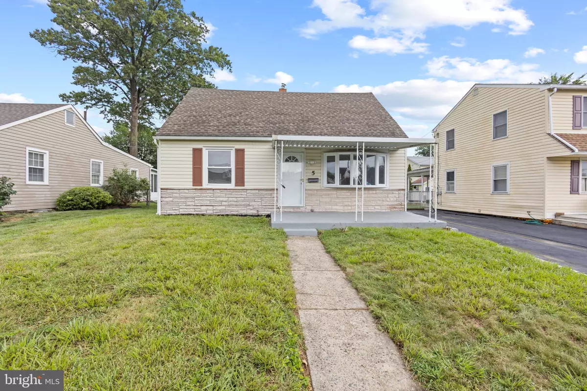 Norwood, PA 19074,5 LOVE LN