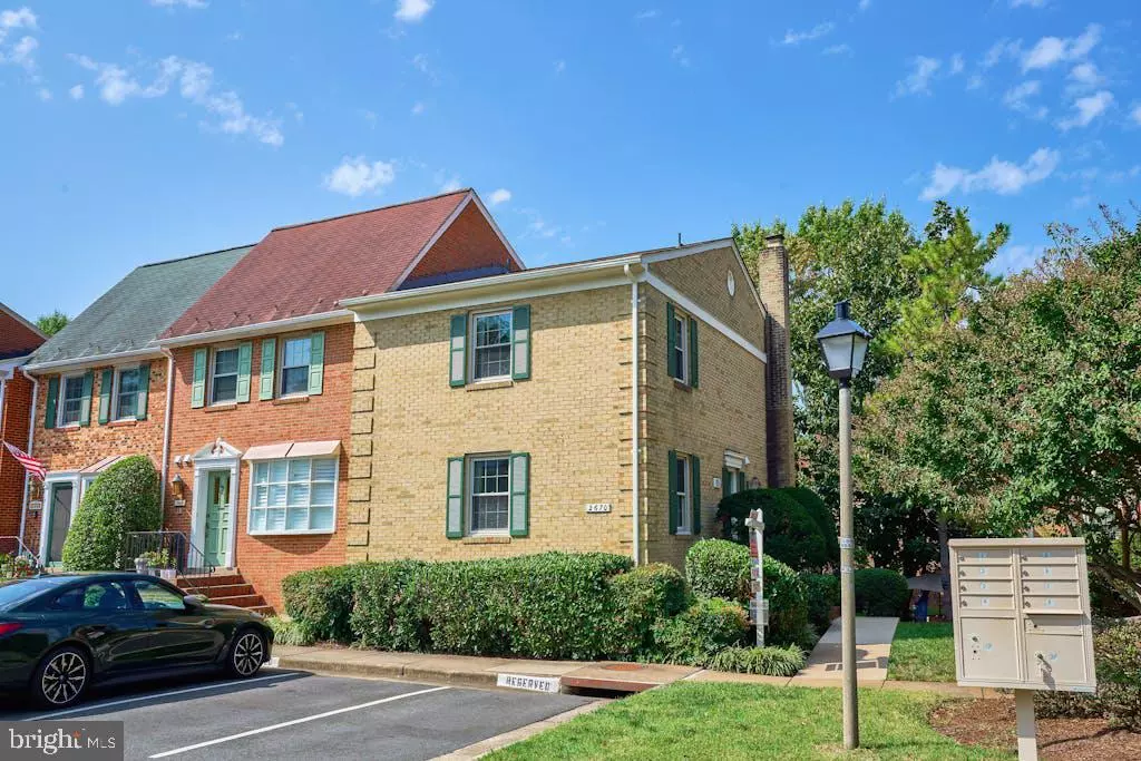 Alexandria, VA 22311,2670 CENTENNIAL CT