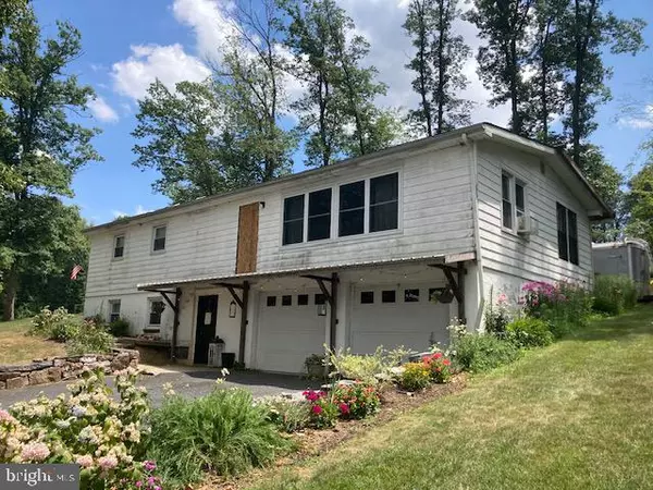 210 DOVE RD,  Fredericksburg,  PA 17026