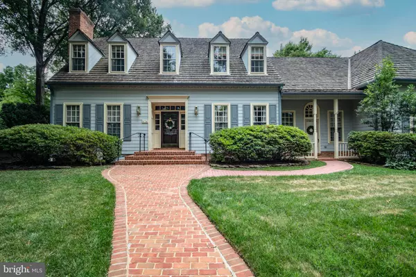 Alexandria, VA 22302,804 HERMITAGE CT