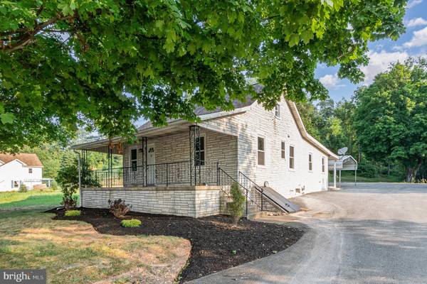 3881 VALLEY RD, Marysville, PA 17053