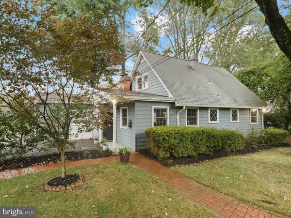 7731 MARTHAS LN,  Falls Church,  VA 22043