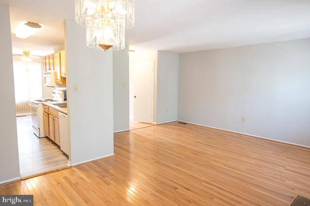 Laurel, MD 20708,8452 SNOWDEN OAKS PL