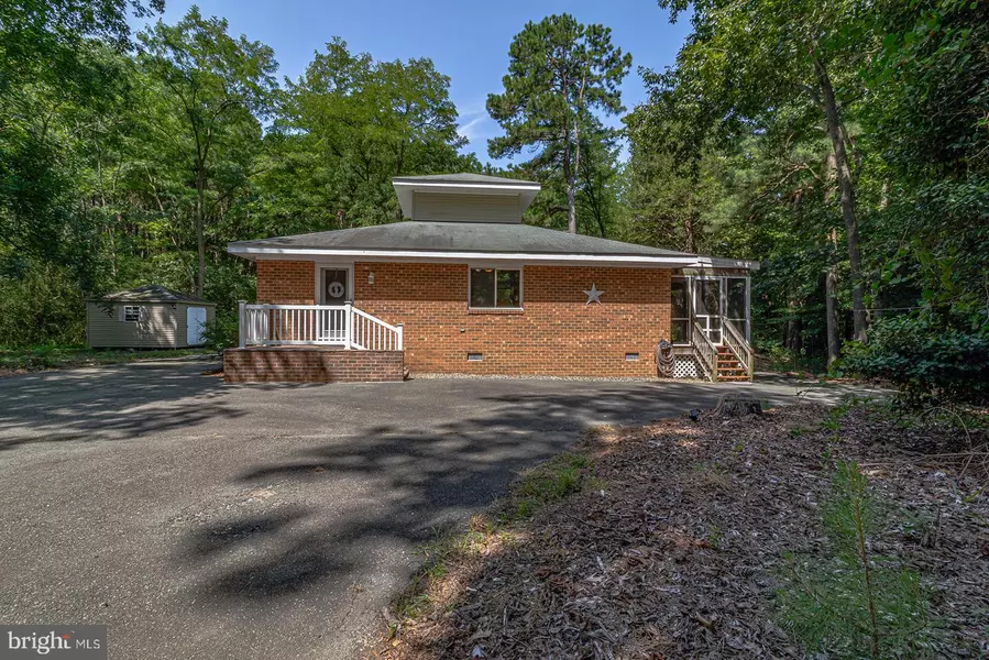 681 TWIN HARBOR RD, Reedville, VA 22539