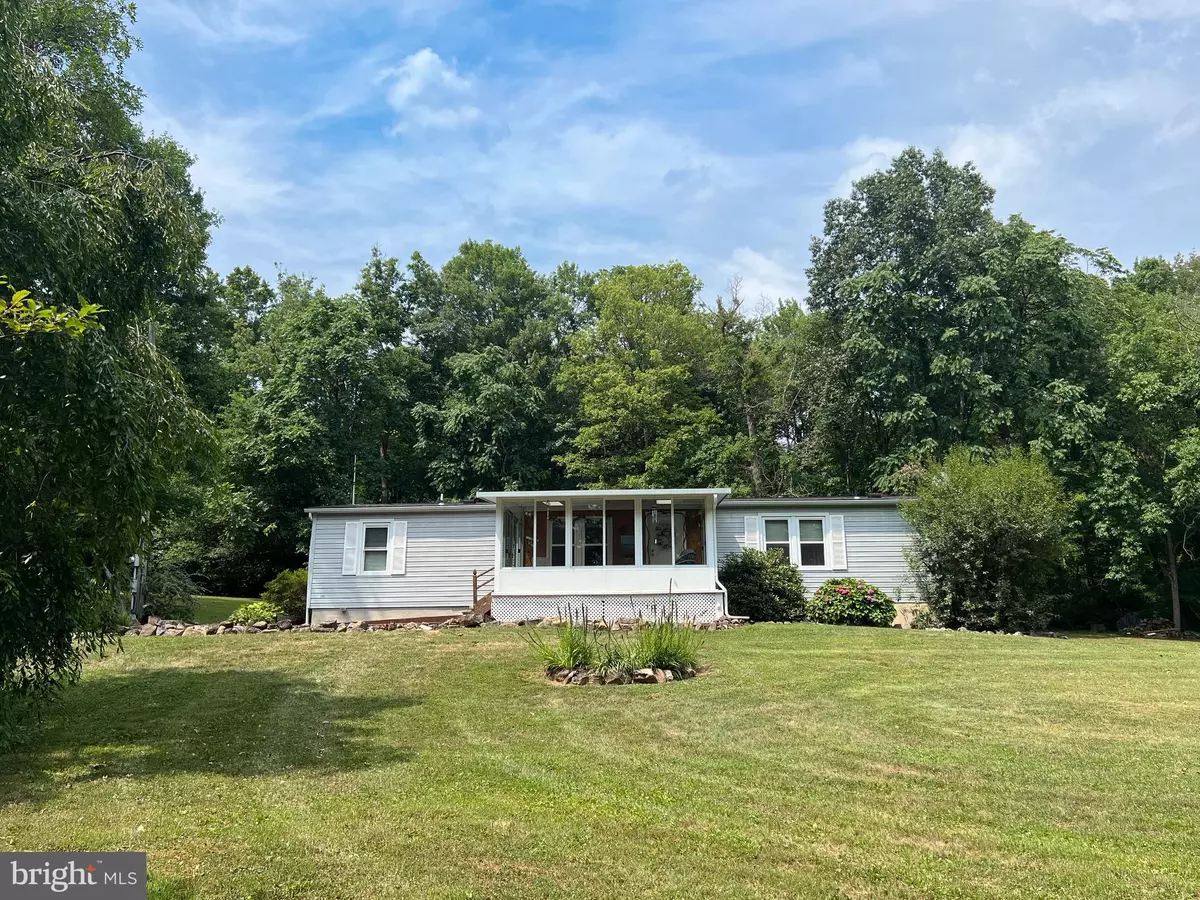 Mifflintown, PA 17059,835 HORNINGTOWN RD