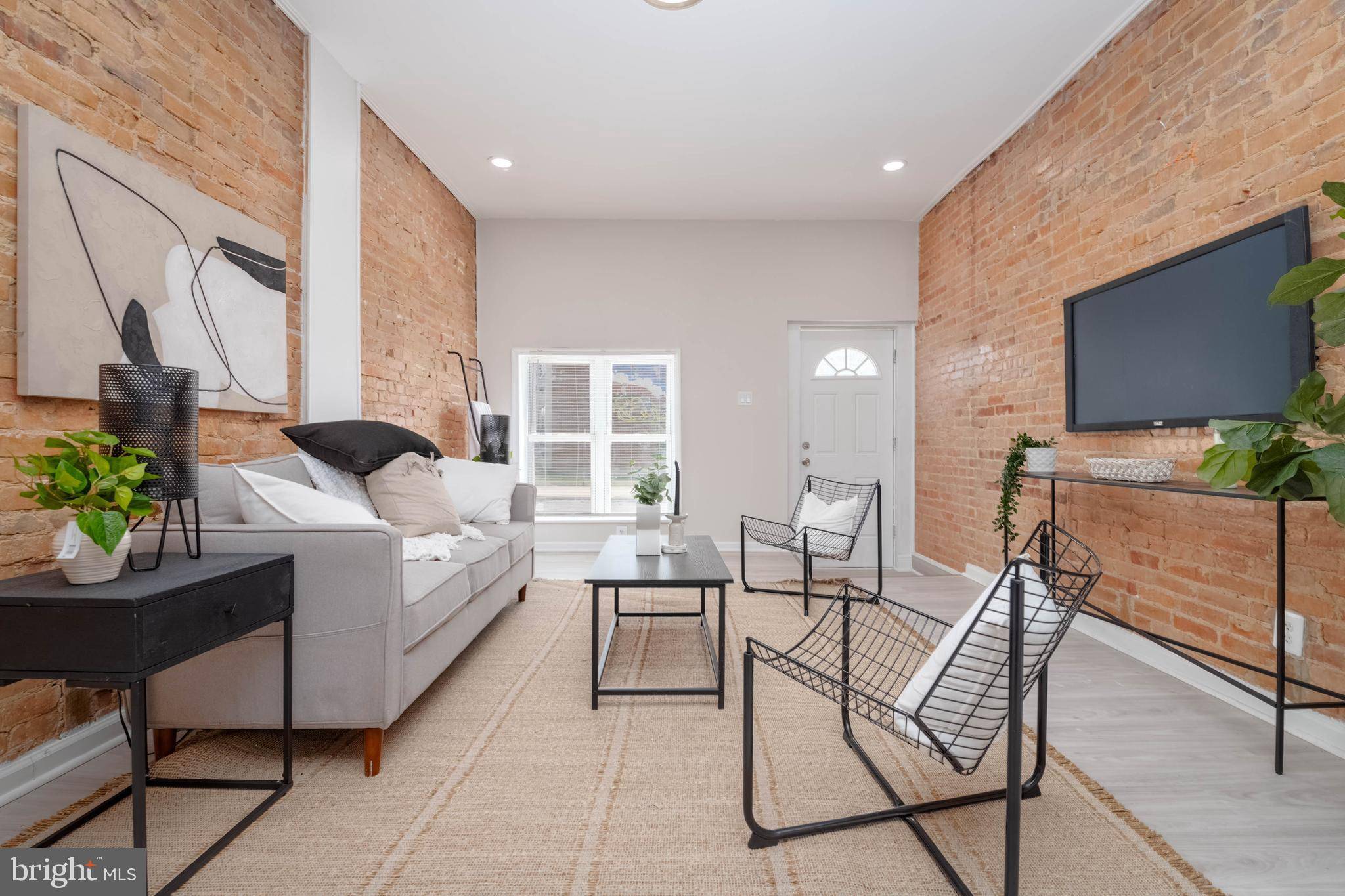 Baltimore, MD 21213,2222 E OLIVER ST