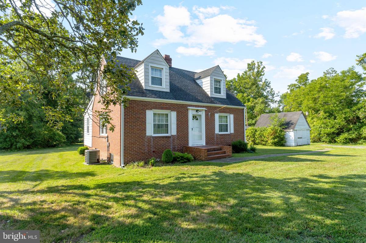 Gordonsville, VA 22942,503 W GORDON AVE